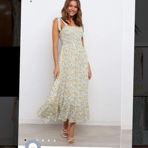 Petal & Pup- Demetry Dress Floral size 10 NWT